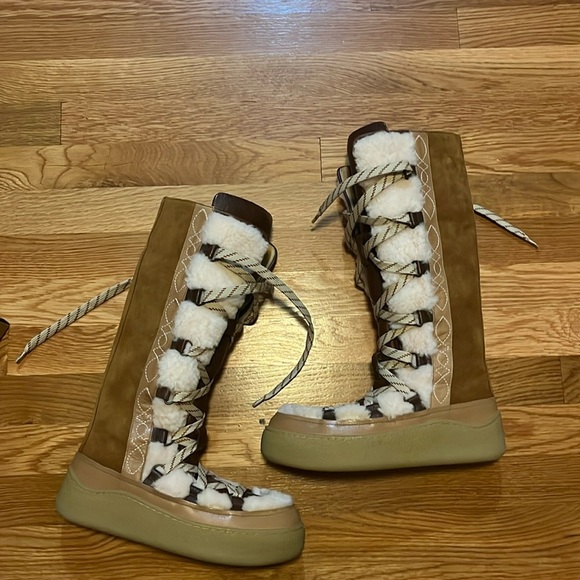 Free People Wilder Mukluk Boots Size 8 NIB READ - Picture 11 of 17